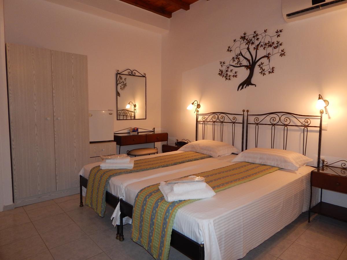 Nisiotiko House In Tinos Near The Beach アギオス・イオアニス エクステリア 写真